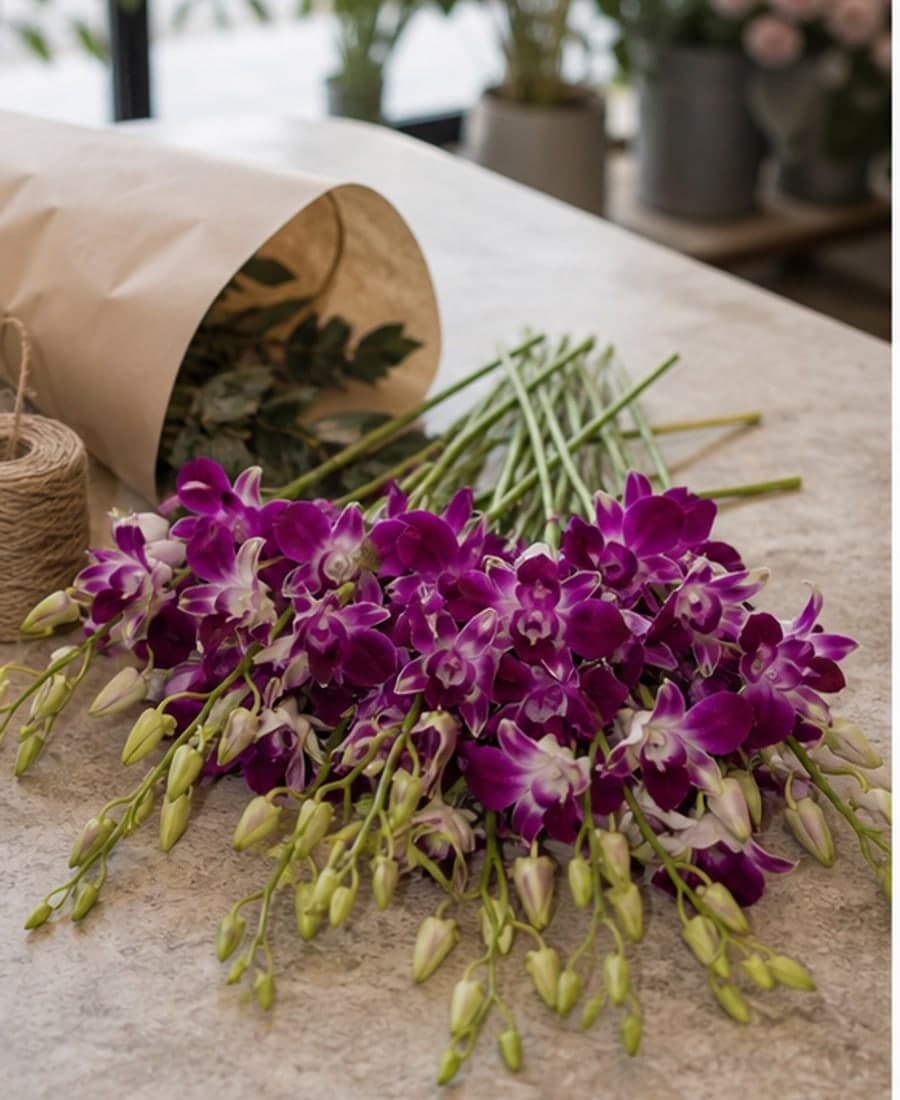 Nama Iskra Purple Orchid Market Stem Set