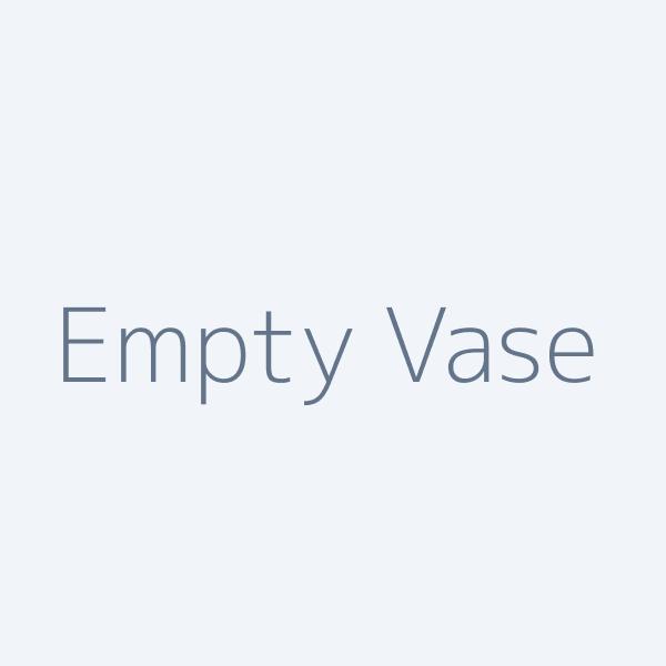 Empty vase